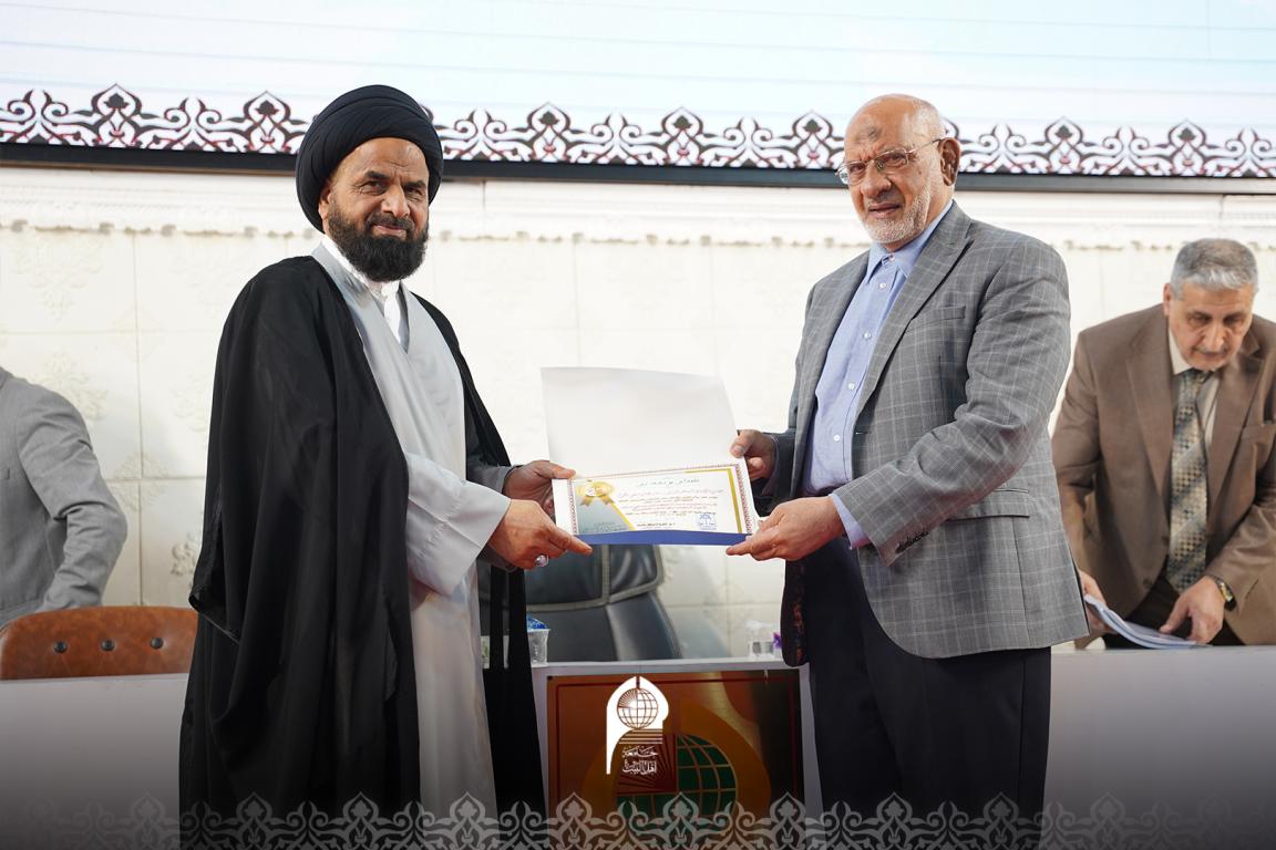 كلية القانون في جامعة أهل البيت (عليهم السلام) تعقد حلقة نقاشية حول الأحوال الشخصية وفق المذهب الجعفري